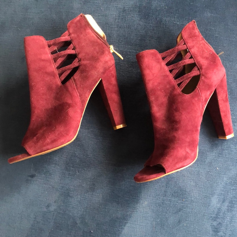 Steve Madden purple booties